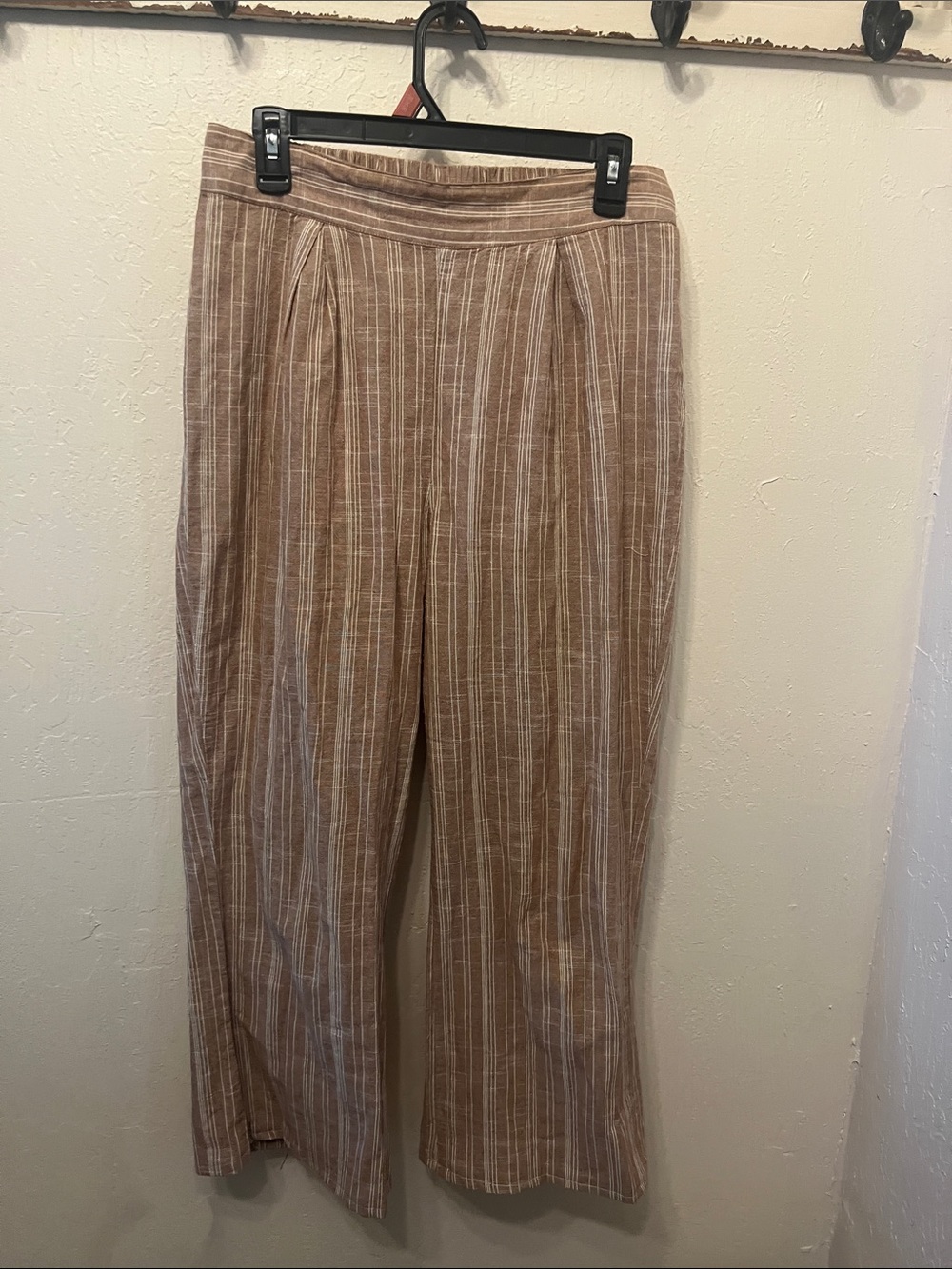 Striped Wide-Leg Linen-Blend Pants in Brown